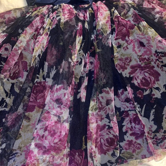 Girls Zunie dress size 5 - Picture 5 of 11